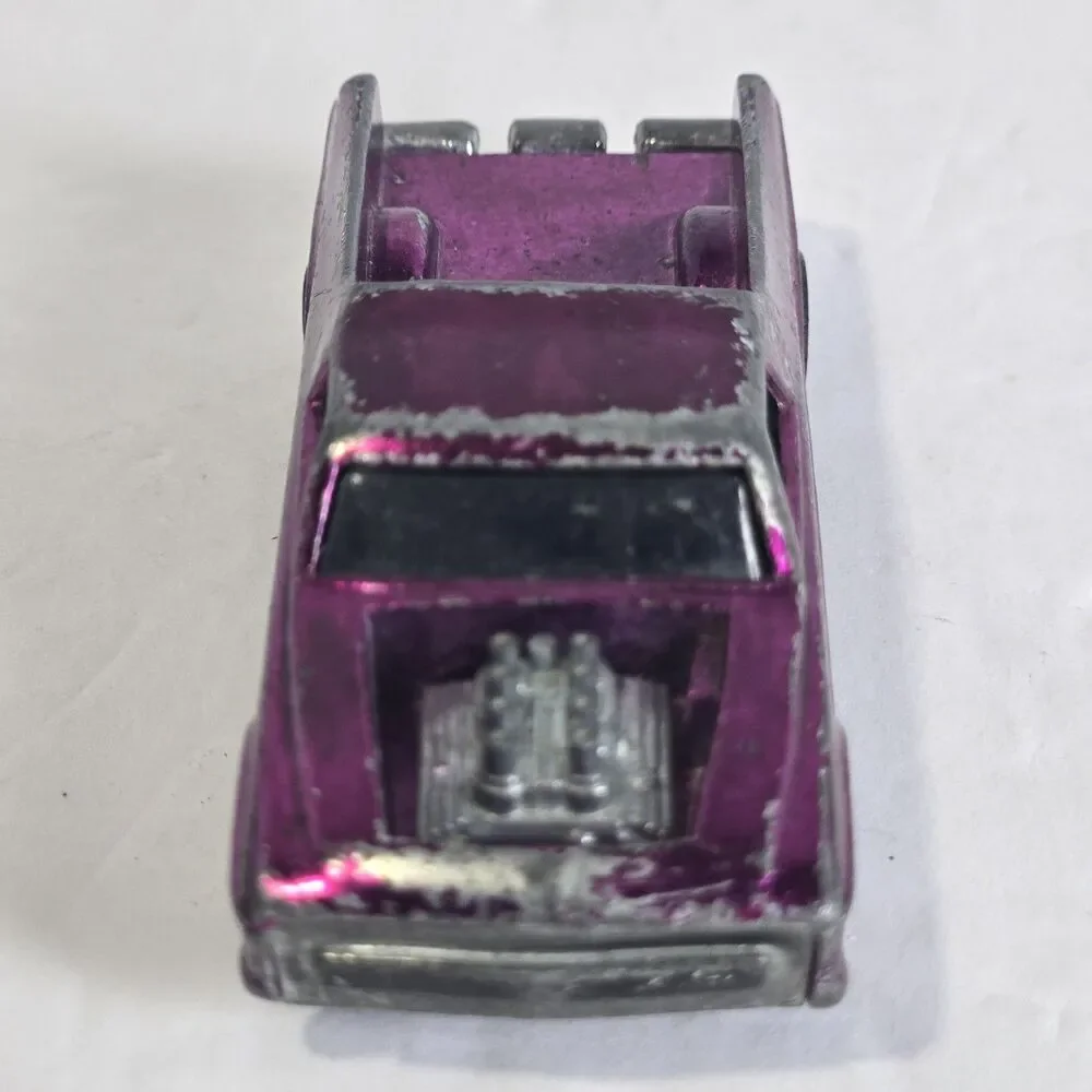Vintage Hot Wheels 1969 Redline Seasider Magenta Black Interior No Boat